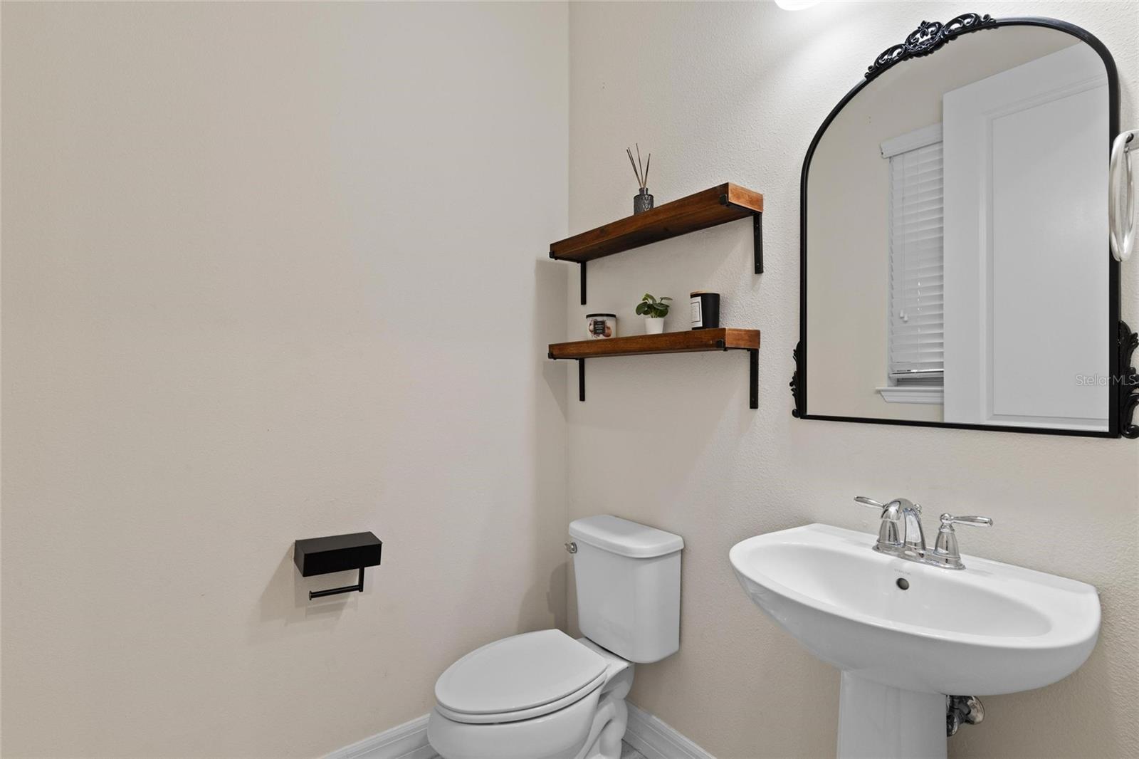 Image 17 of 42 For 2134 Long Spur