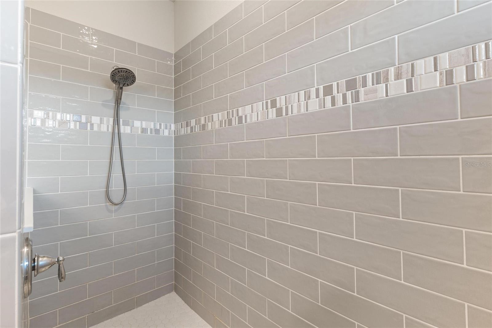 Image 22 of 42 For 2134 Long Spur