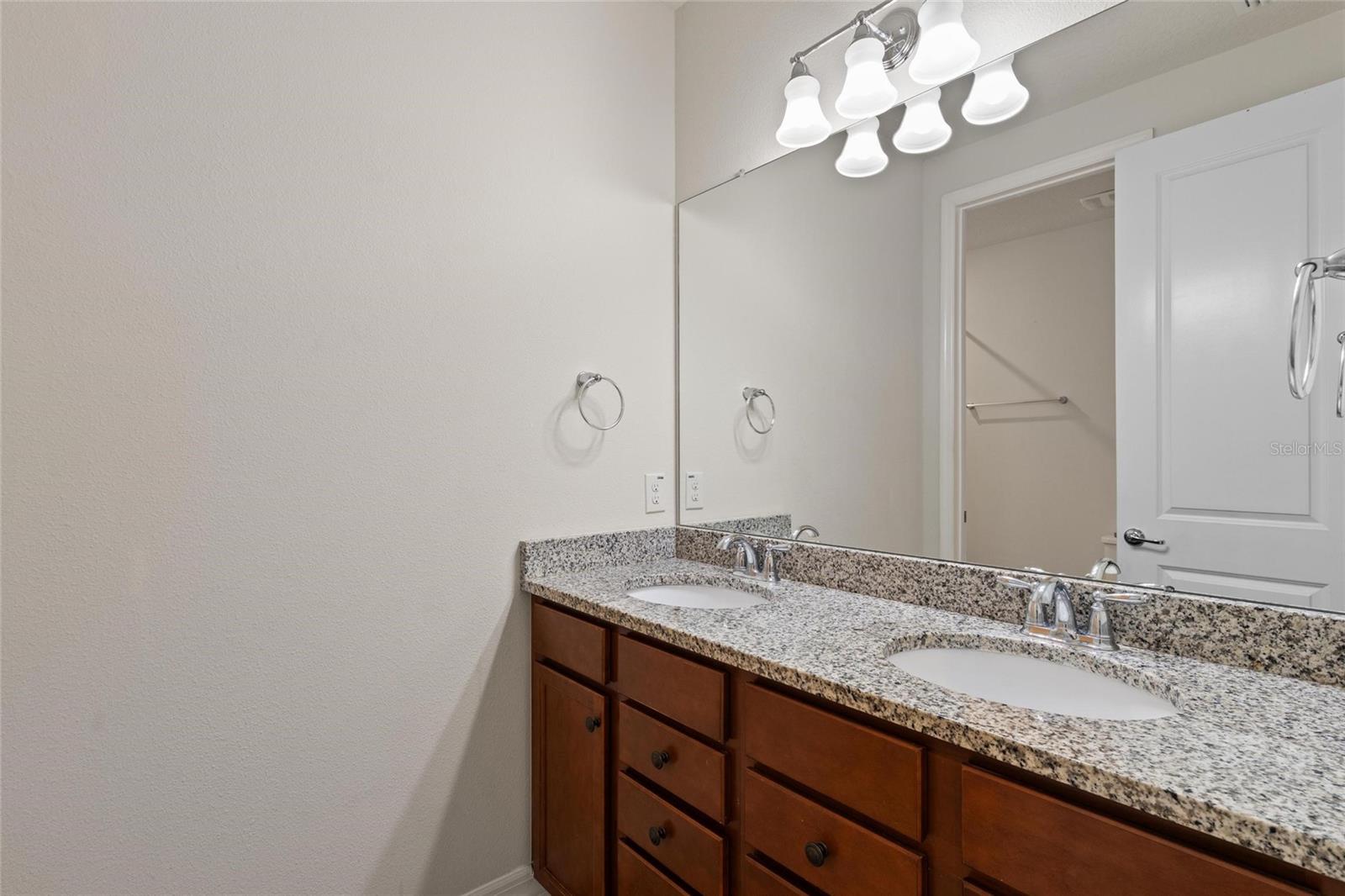 Image 27 of 42 For 2134 Long Spur