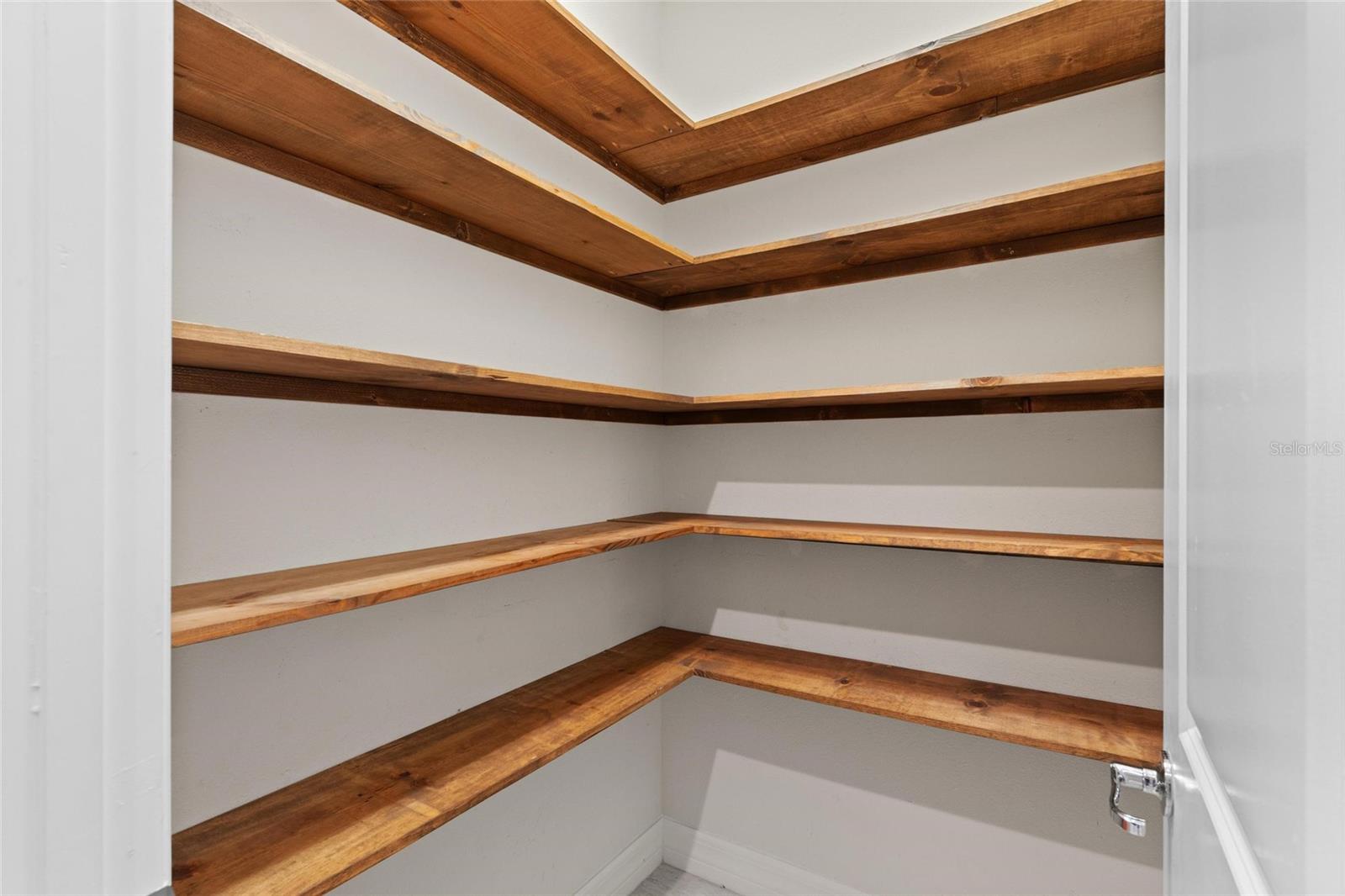 Image 7 of 42 For 2134 Long Spur