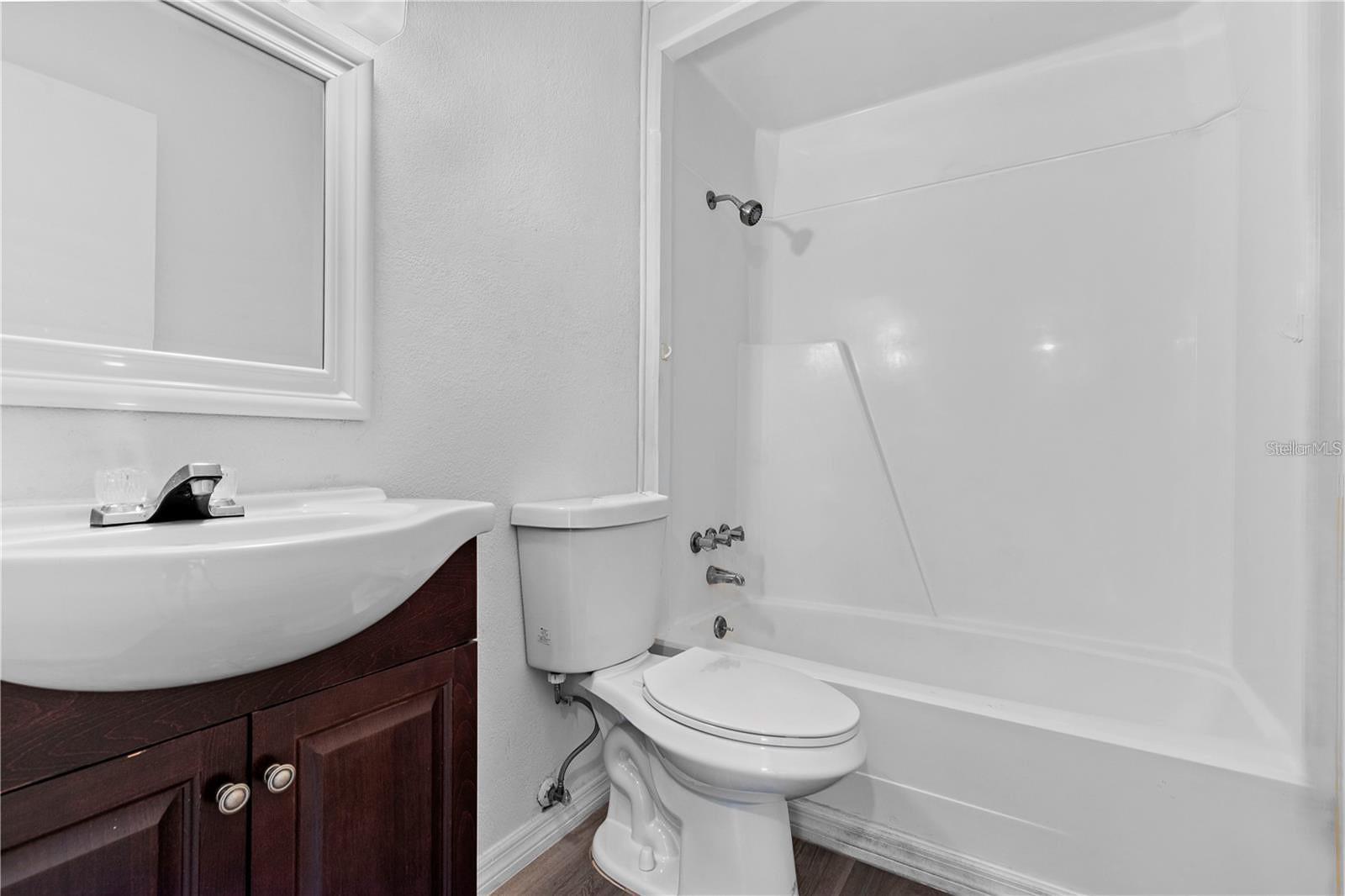 Image 14 of 21 For 6519 Newberry Road 107