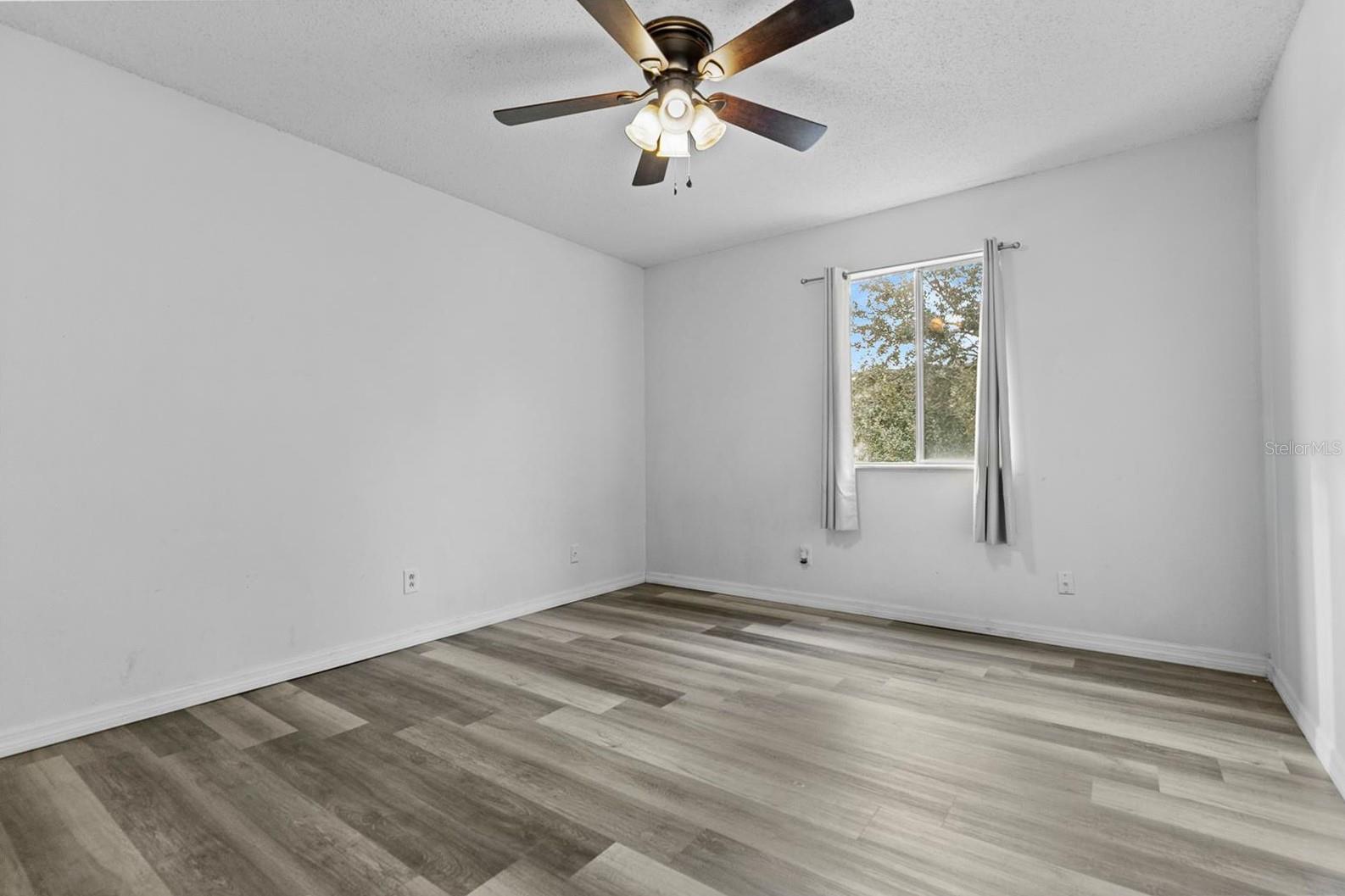 Image 16 of 21 For 6519 Newberry Road 107