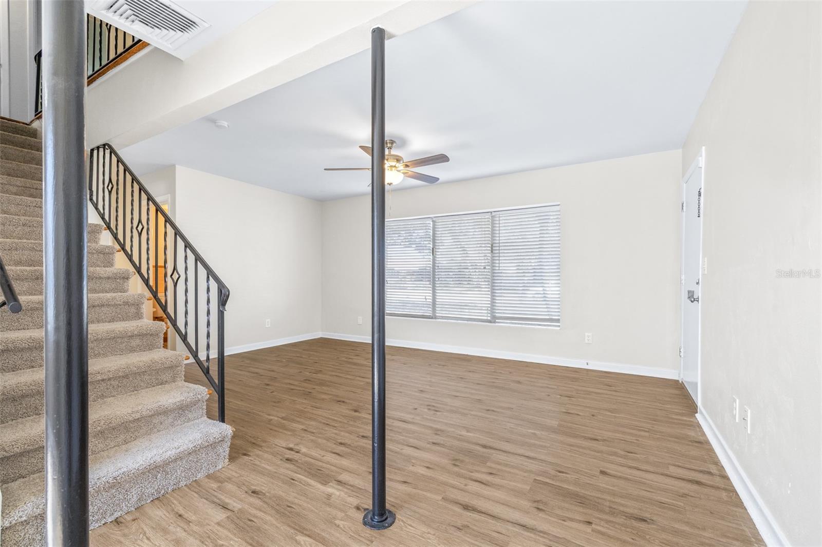 Image 10 of 69 For 1231 Greenview Drive