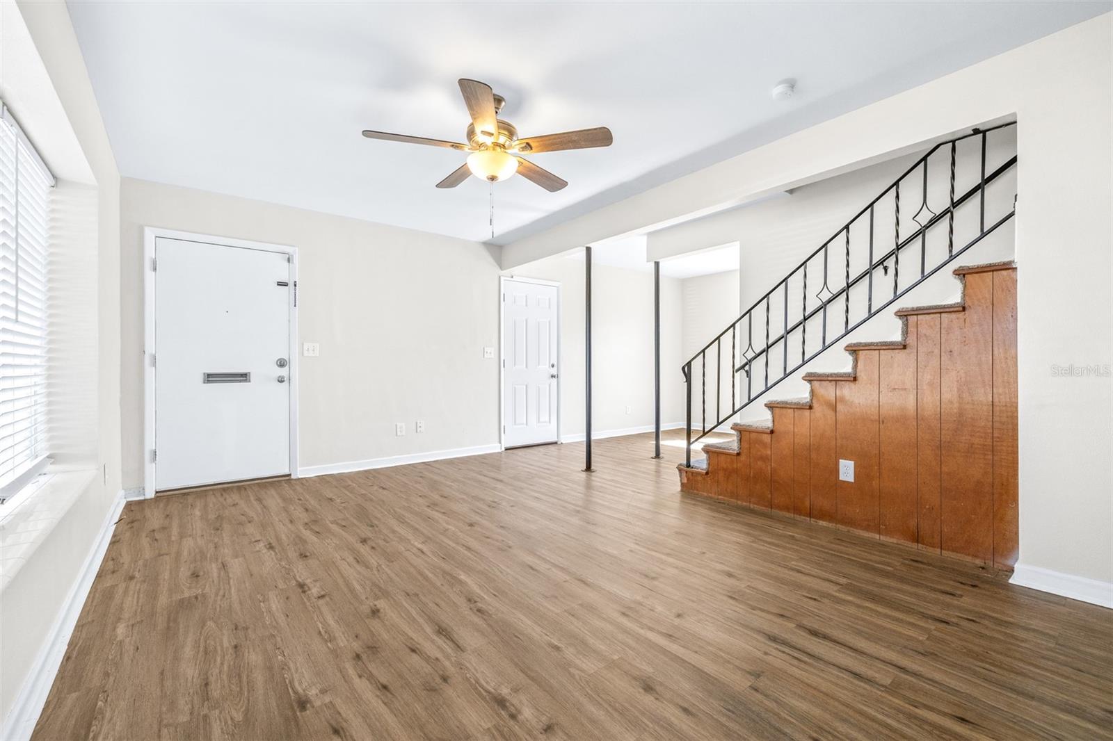 Image 12 of 69 For 1231 Greenview Drive