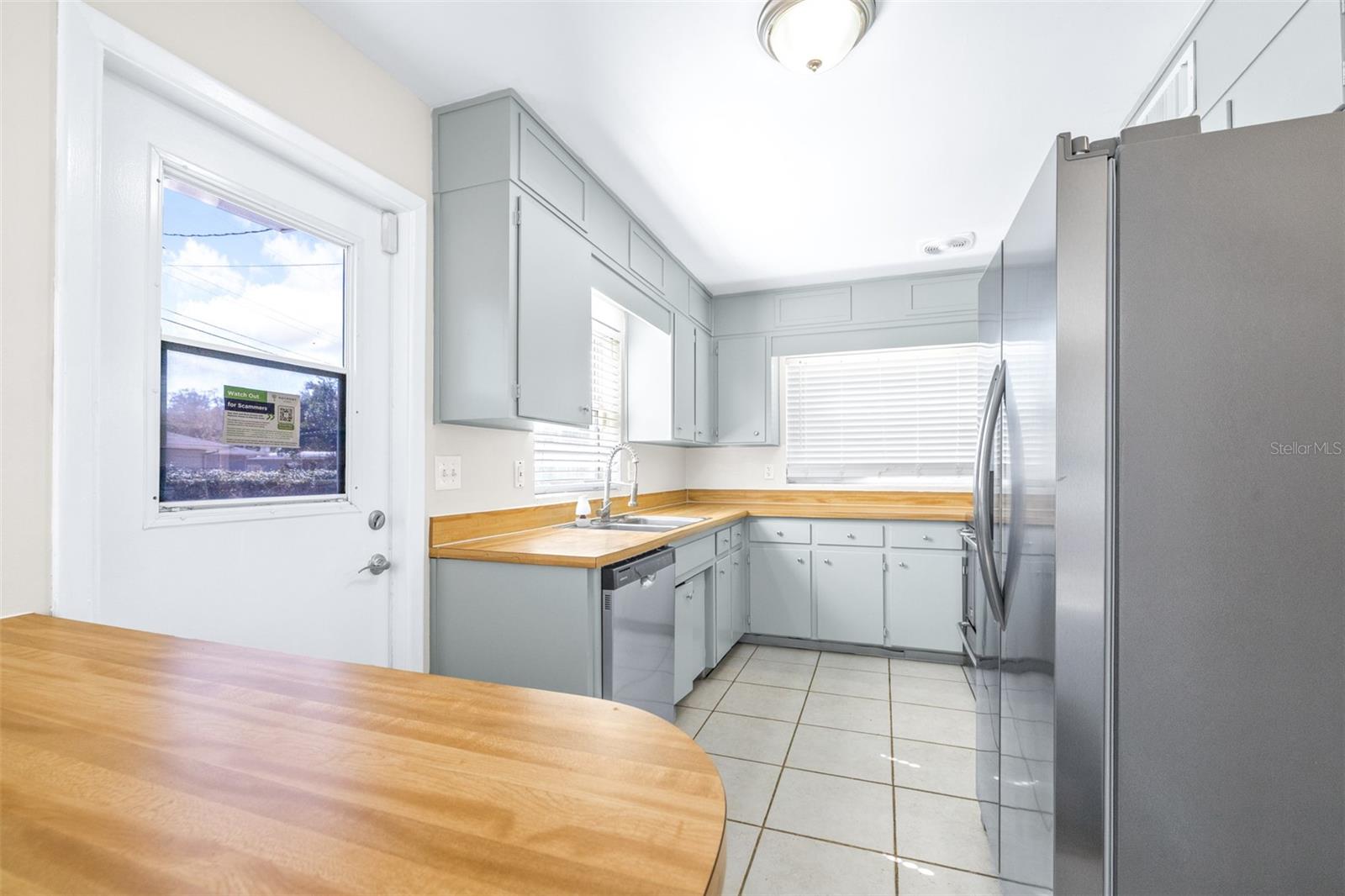 Image 18 of 69 For 1231 Greenview Drive