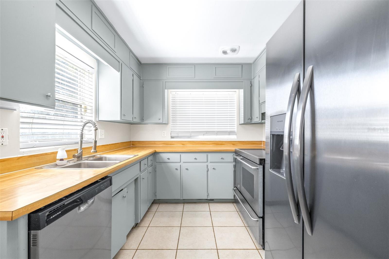 Image 20 of 69 For 1231 Greenview Drive