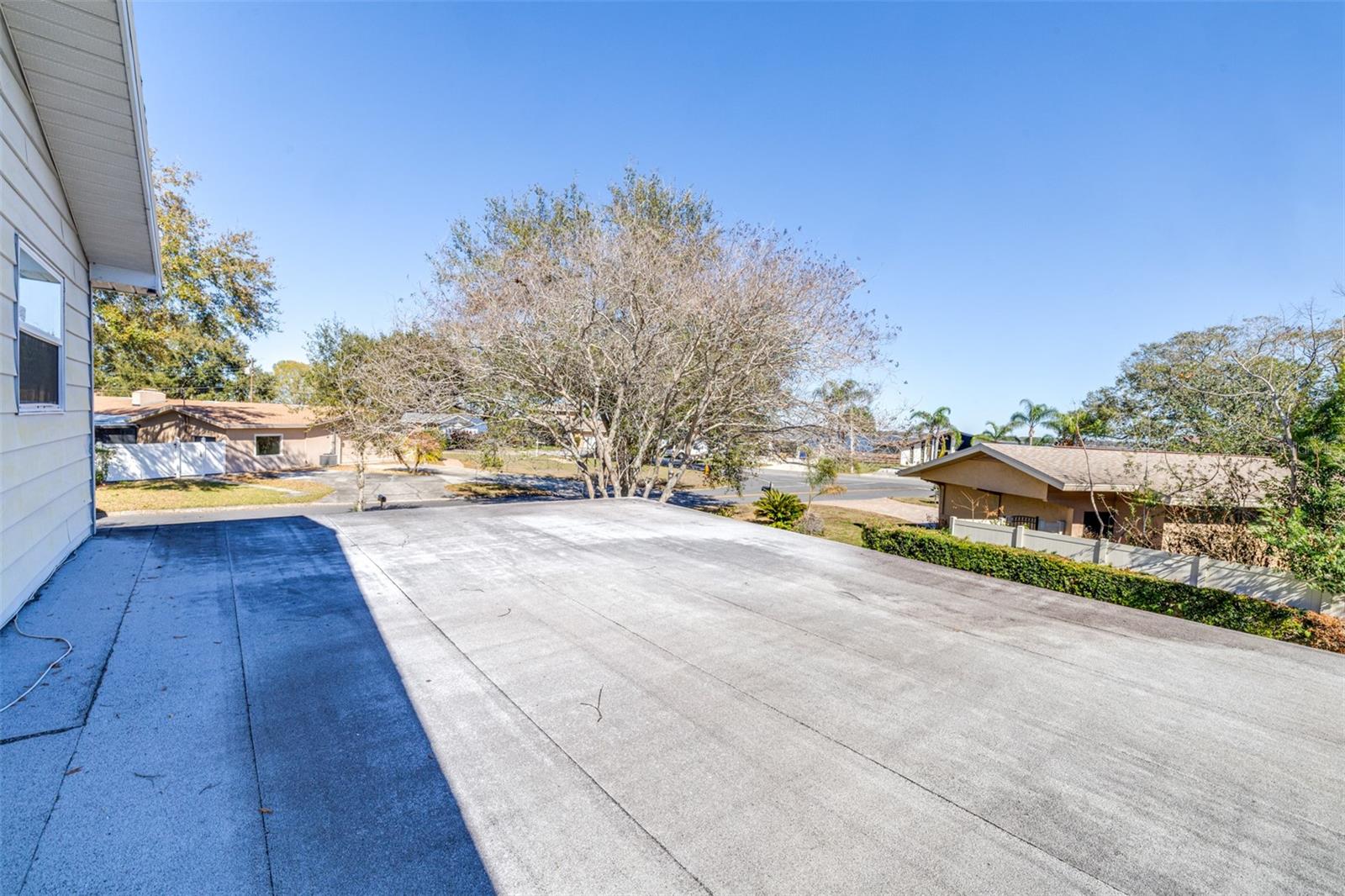 Image 27 of 69 For 1231 Greenview Drive