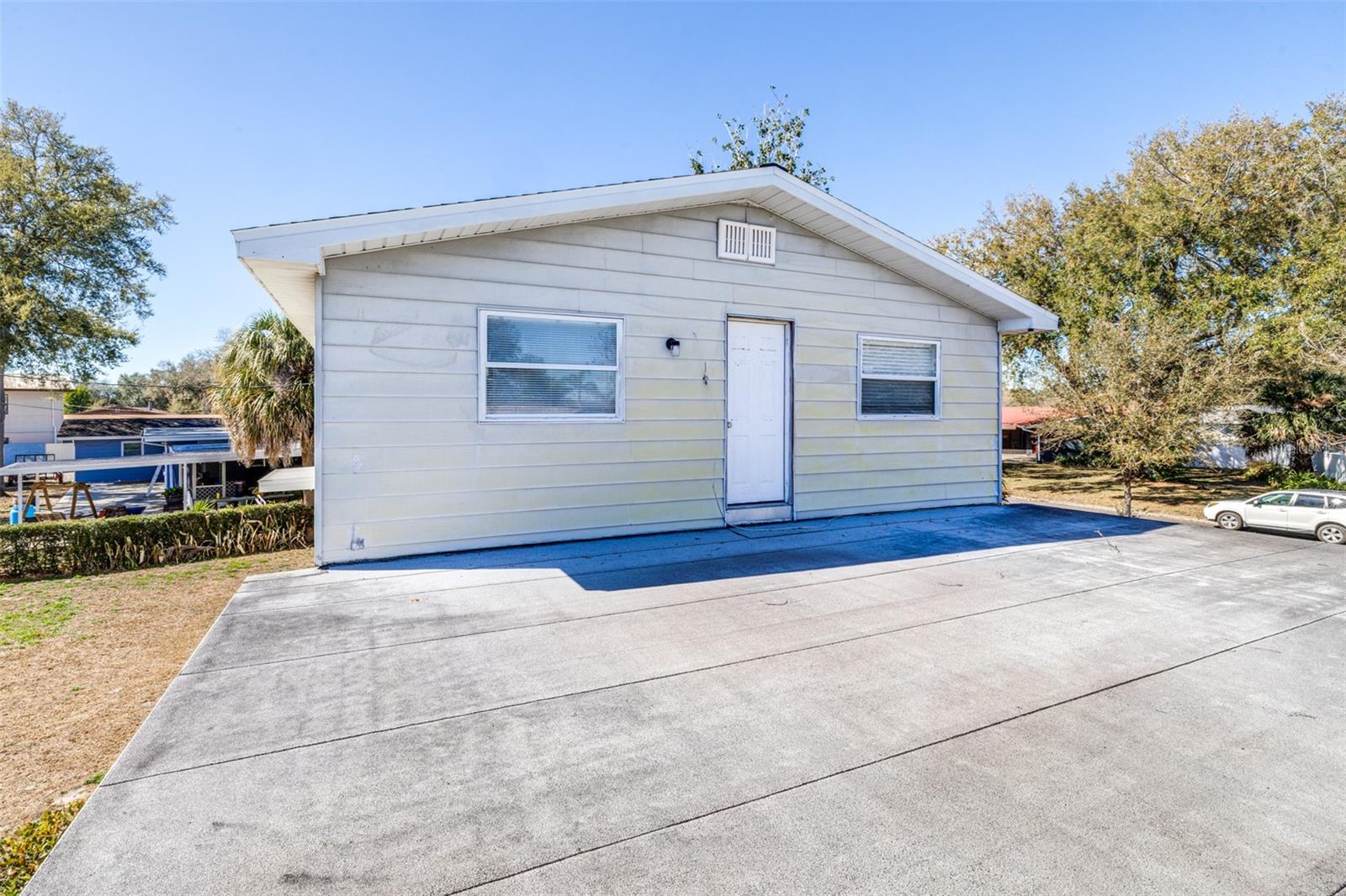 Image 28 of 69 For 1231 Greenview Drive