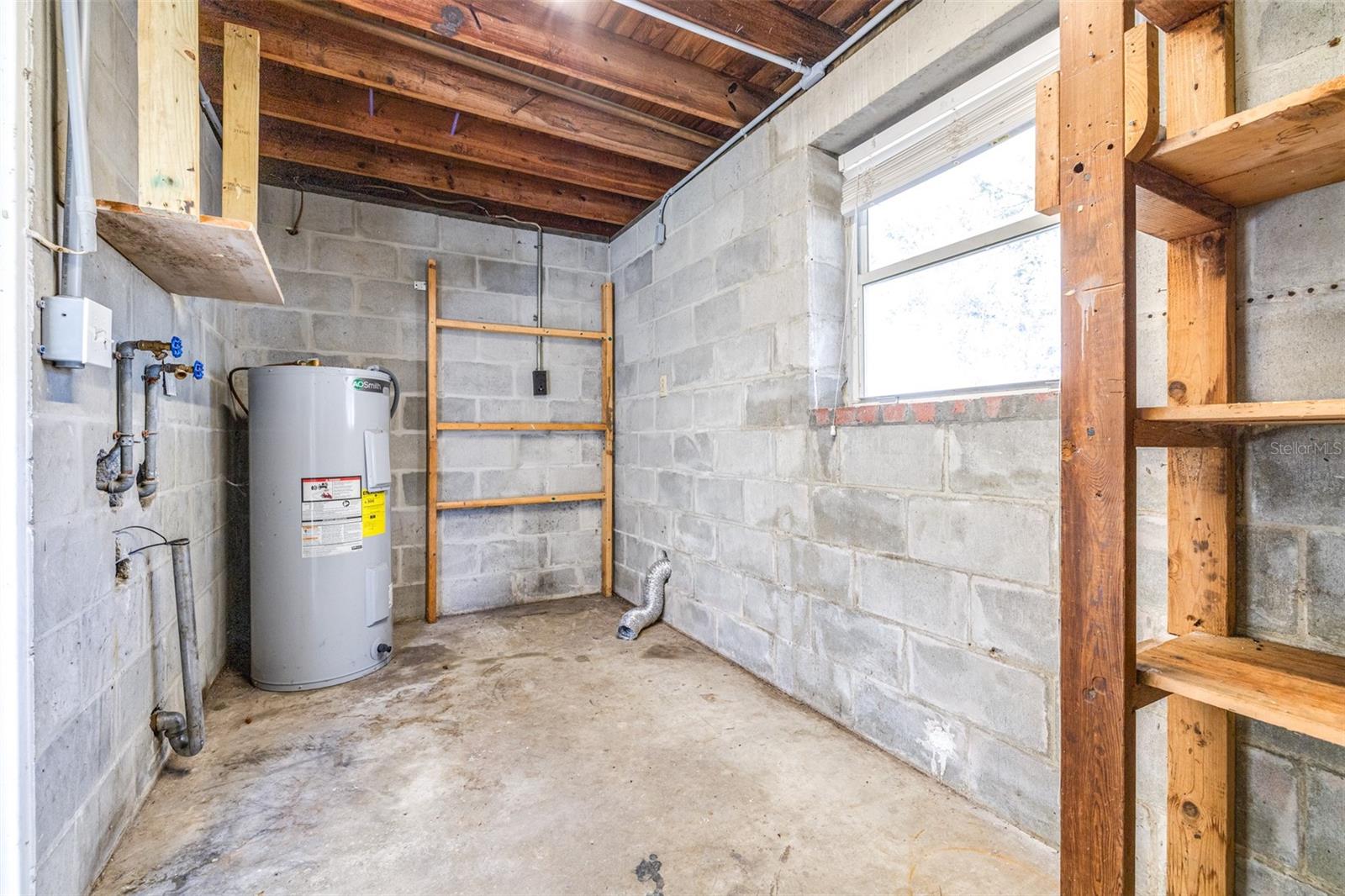 Image 32 of 69 For 1231 Greenview Drive