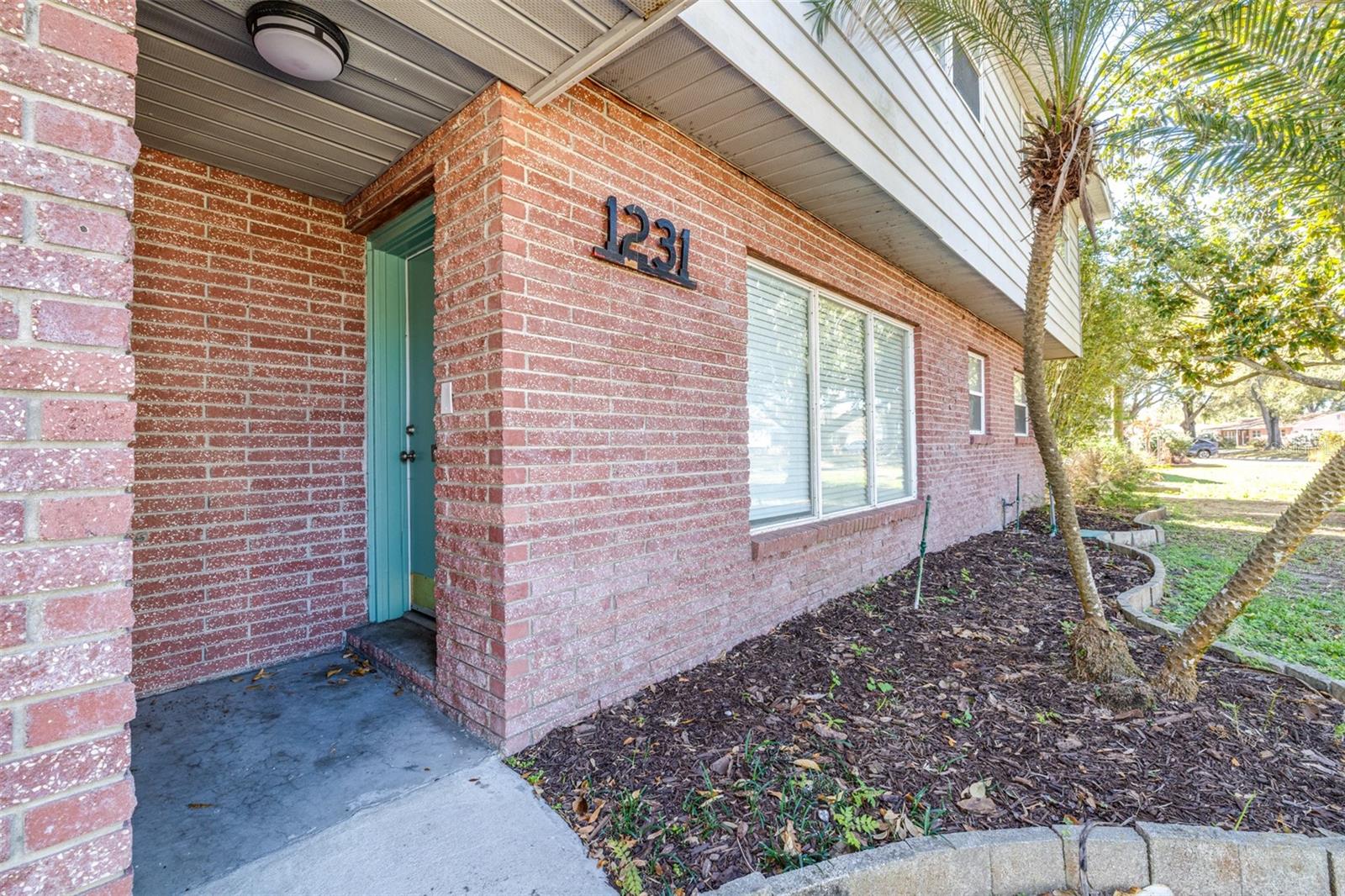 Image 9 of 69 For 1231 Greenview Drive