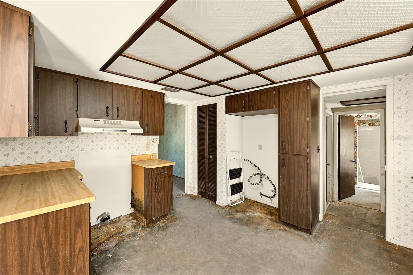 Image 12 of 51 For 205 Gulf Boulevard