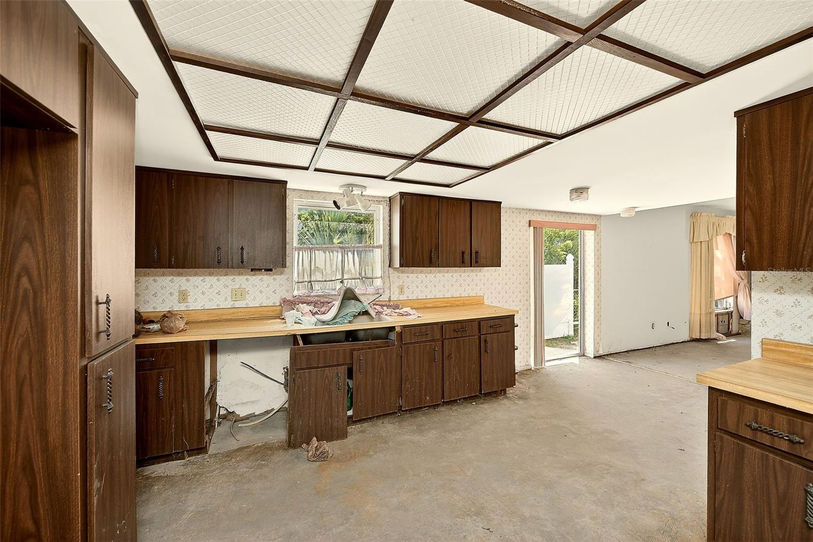 Image 14 of 51 For 205 Gulf Boulevard