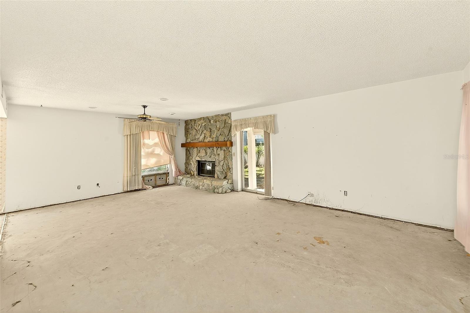 Image 5 of 51 For 205 Gulf Boulevard