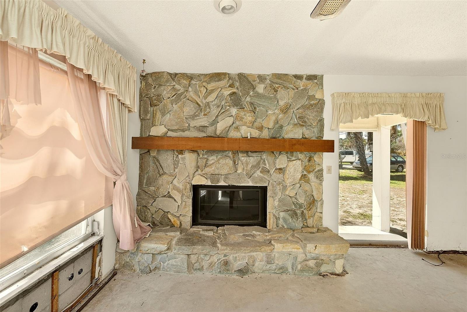 Image 9 of 51 For 205 Gulf Boulevard