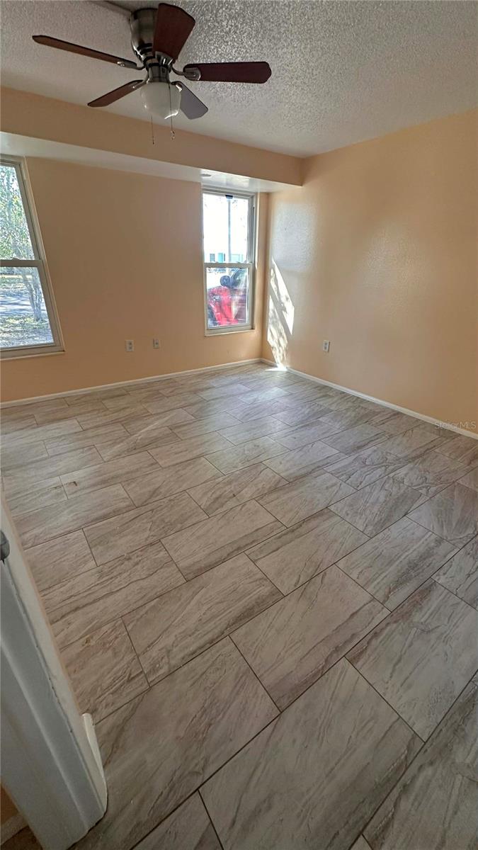 Image 5 of 12 For 6204 38th Avenue W