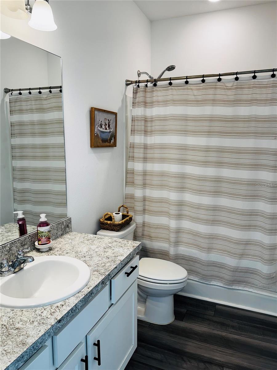 Image 8 of 13 For 927 Kelly Fern Loop