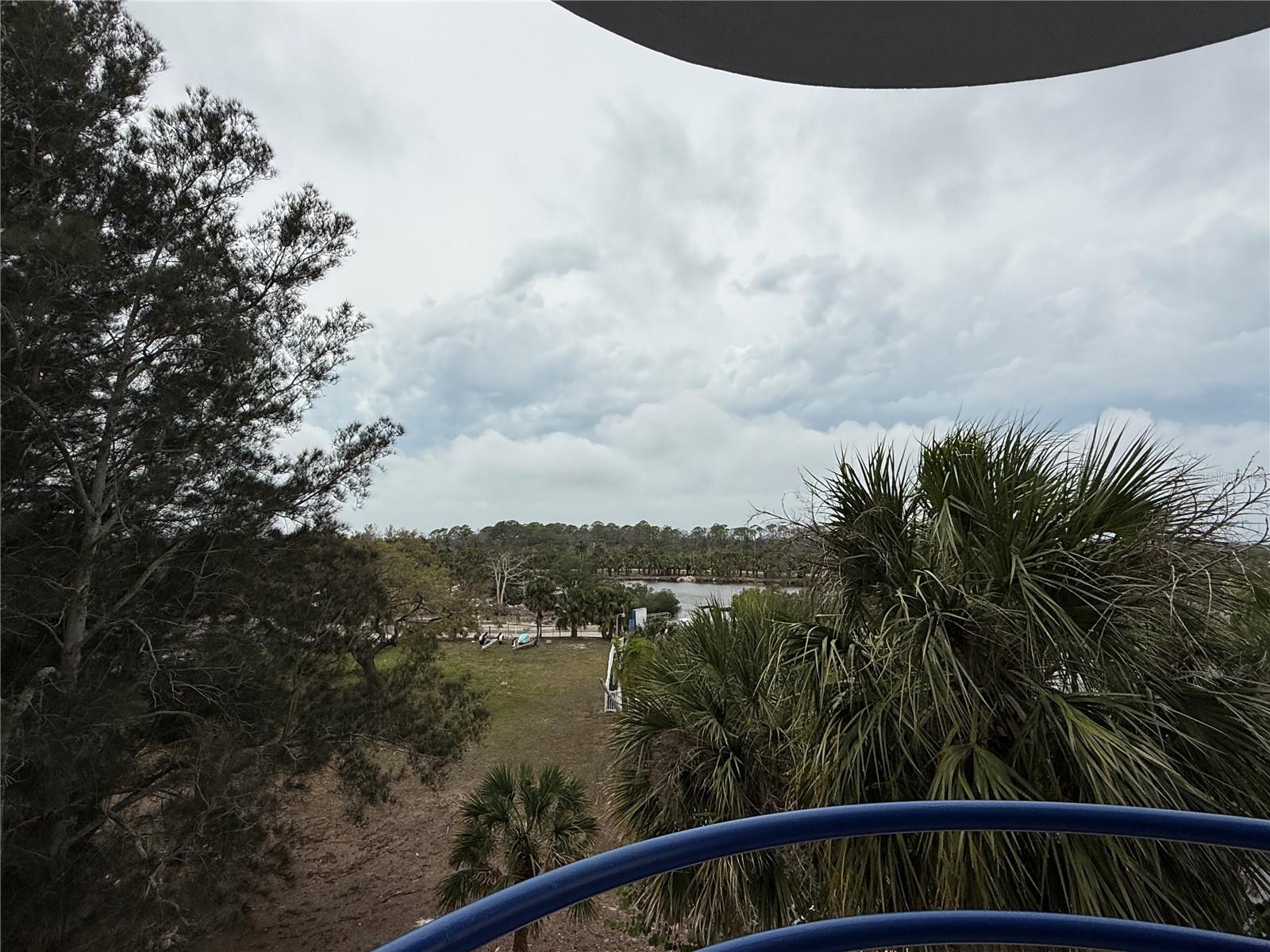 Image 24 of 44 For 4823 Ebbtide Lane 301