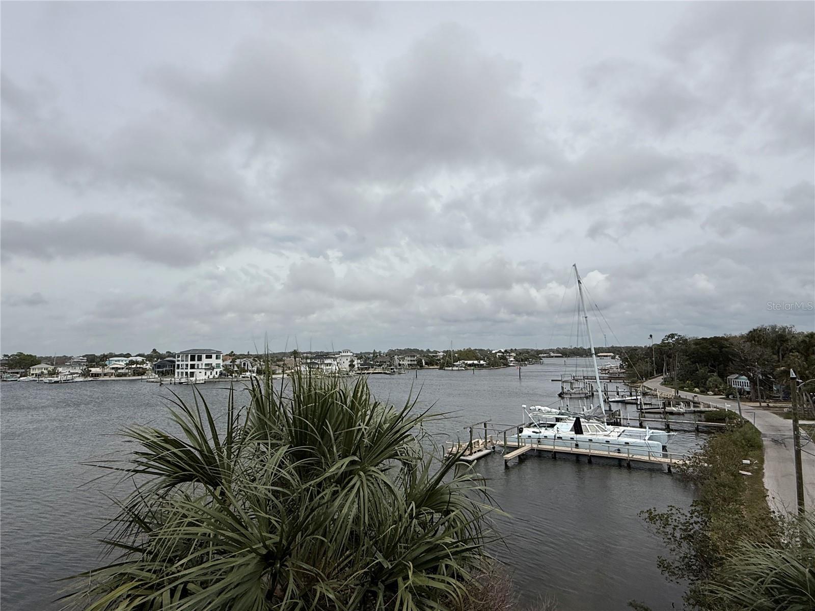 Image 29 of 44 For 4823 Ebbtide Lane 301