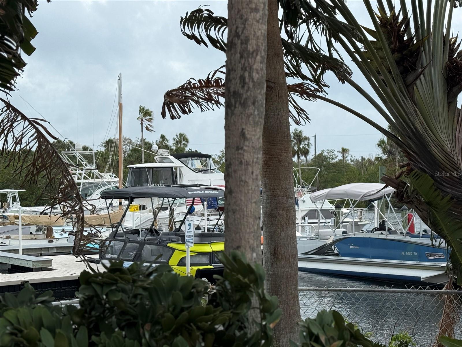 Image 37 of 44 For 4823 Ebbtide Lane 301