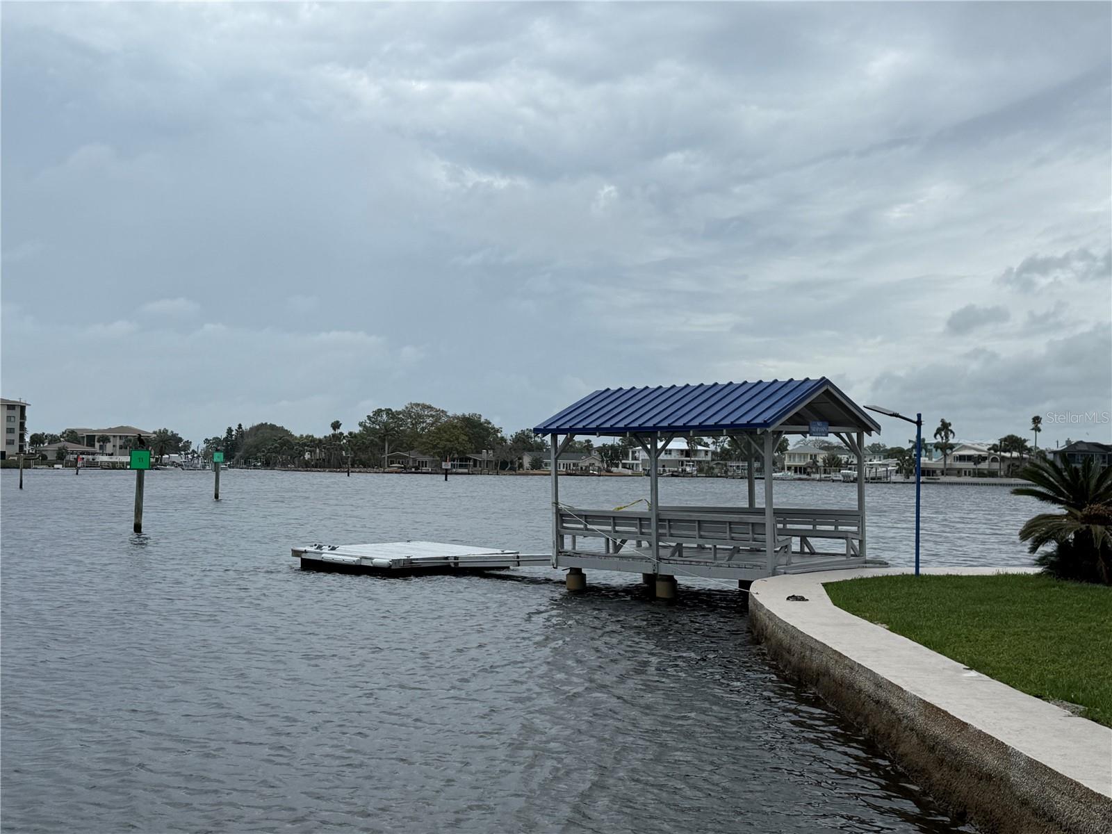 Image 39 of 44 For 4823 Ebbtide Lane 301