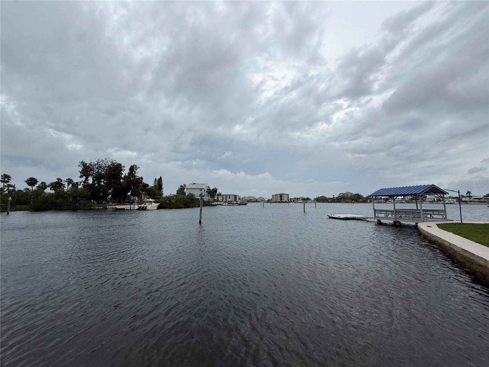 Image 40 of 44 For 4823 Ebbtide Lane 301