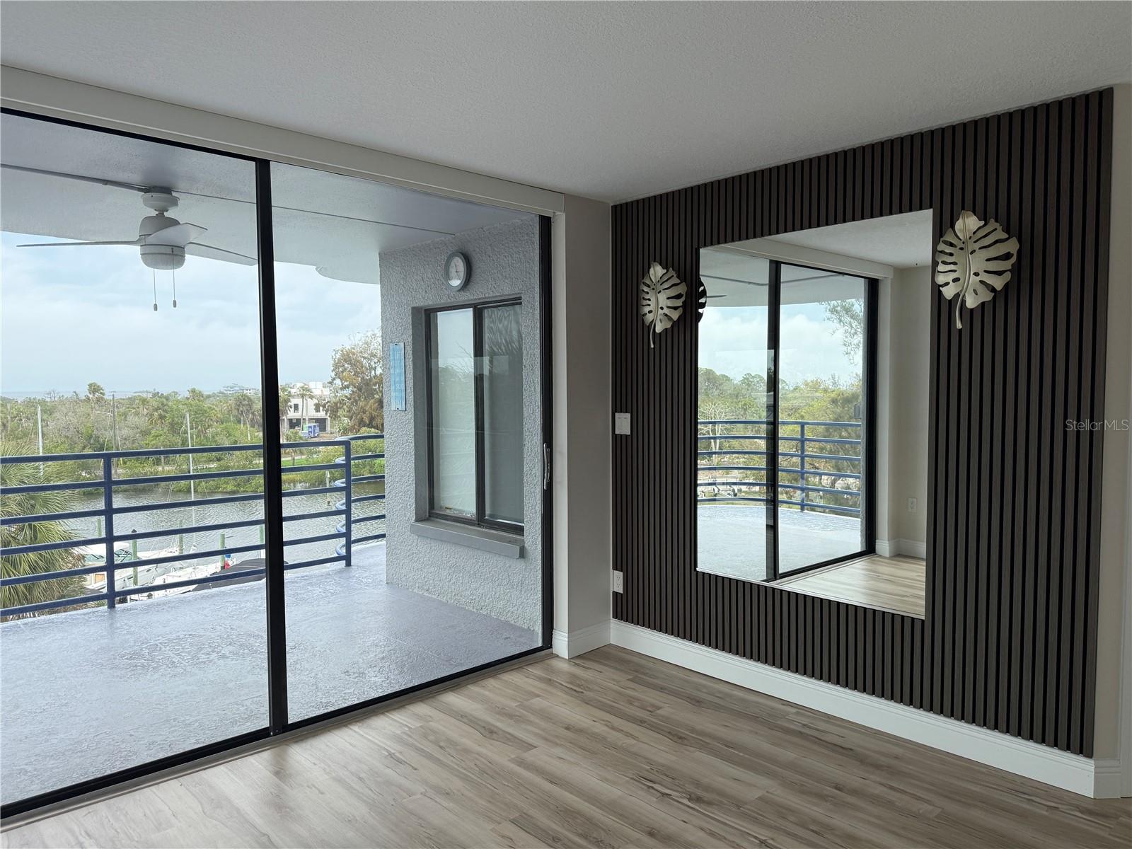 Image 6 of 44 For 4823 Ebbtide Lane 301