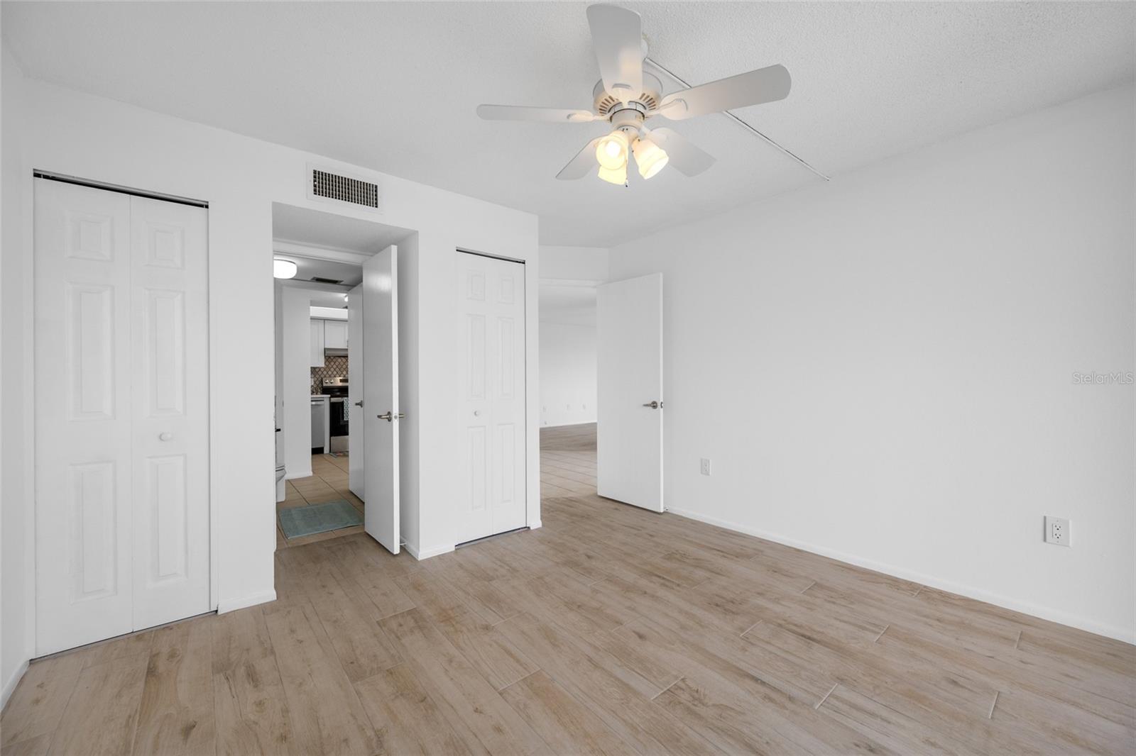 Image 14 of 56 For 500 Osceola Avenue 810