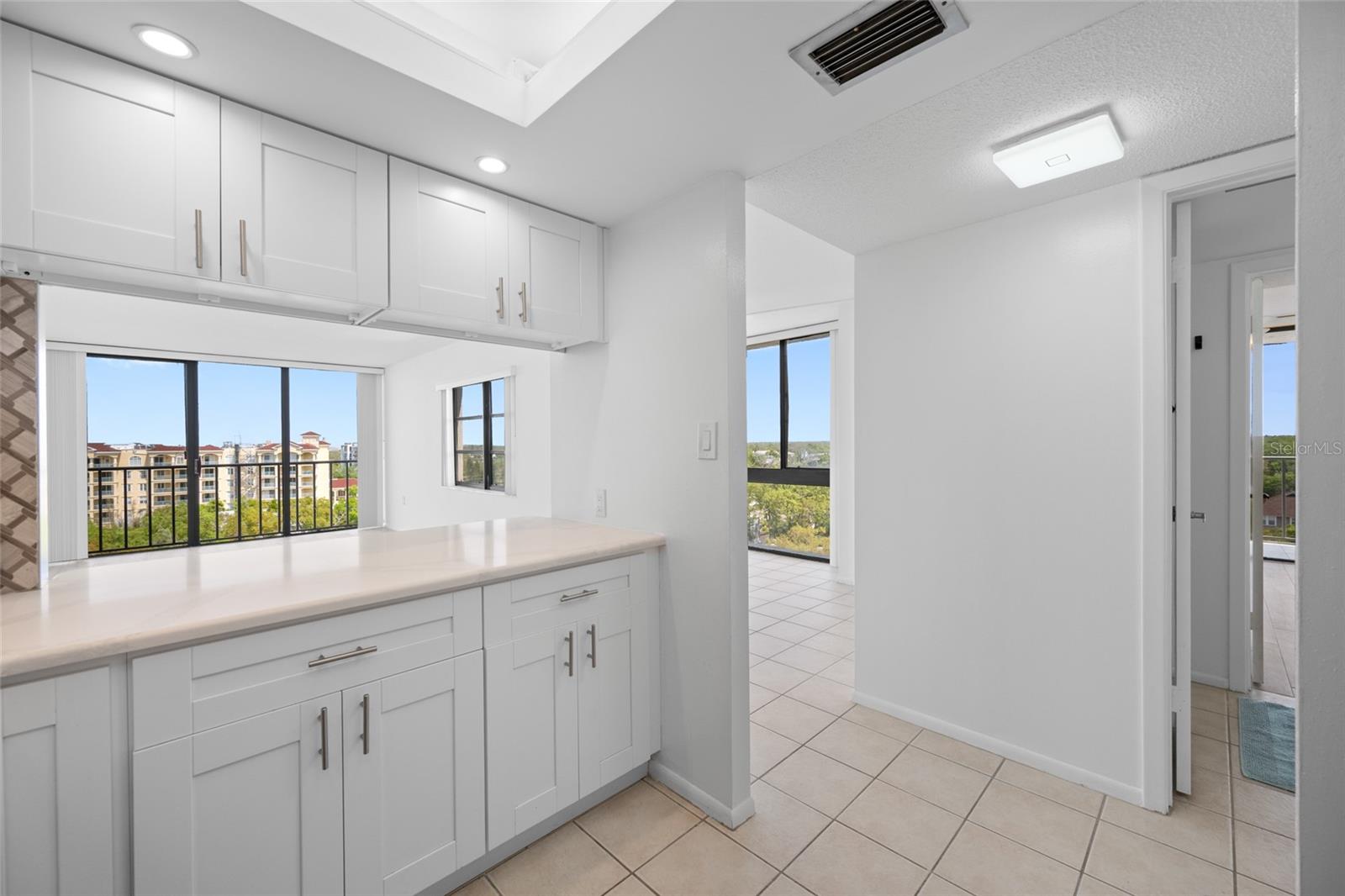 Image 21 of 56 For 500 Osceola Avenue 810