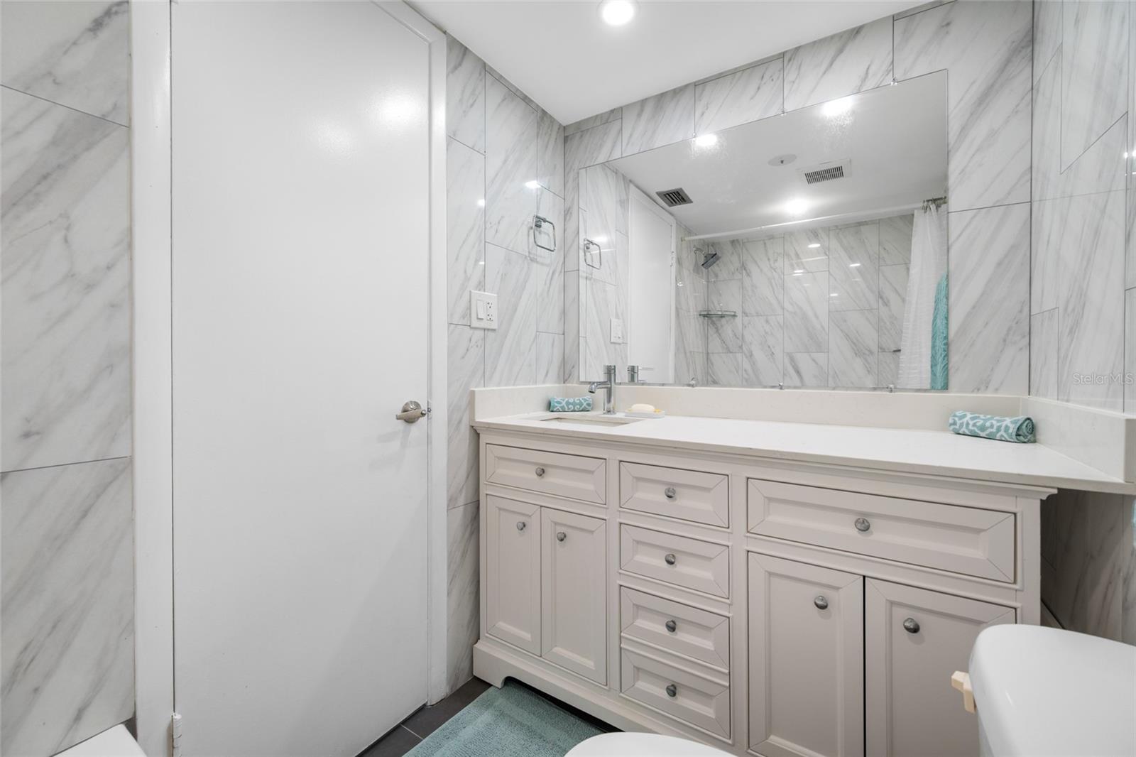 Image 27 of 56 For 500 Osceola Avenue 810