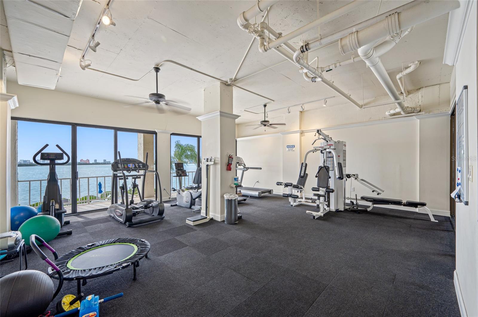 Image 38 of 56 For 500 Osceola Avenue 810