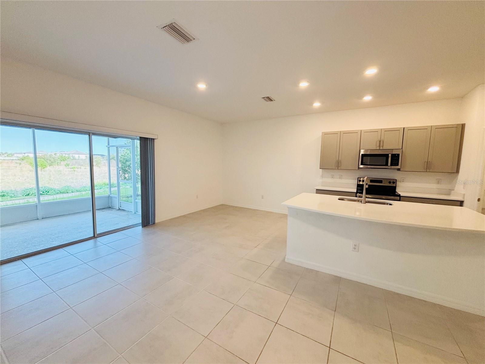 Image 6 of 27 For 2512 Paravane Way