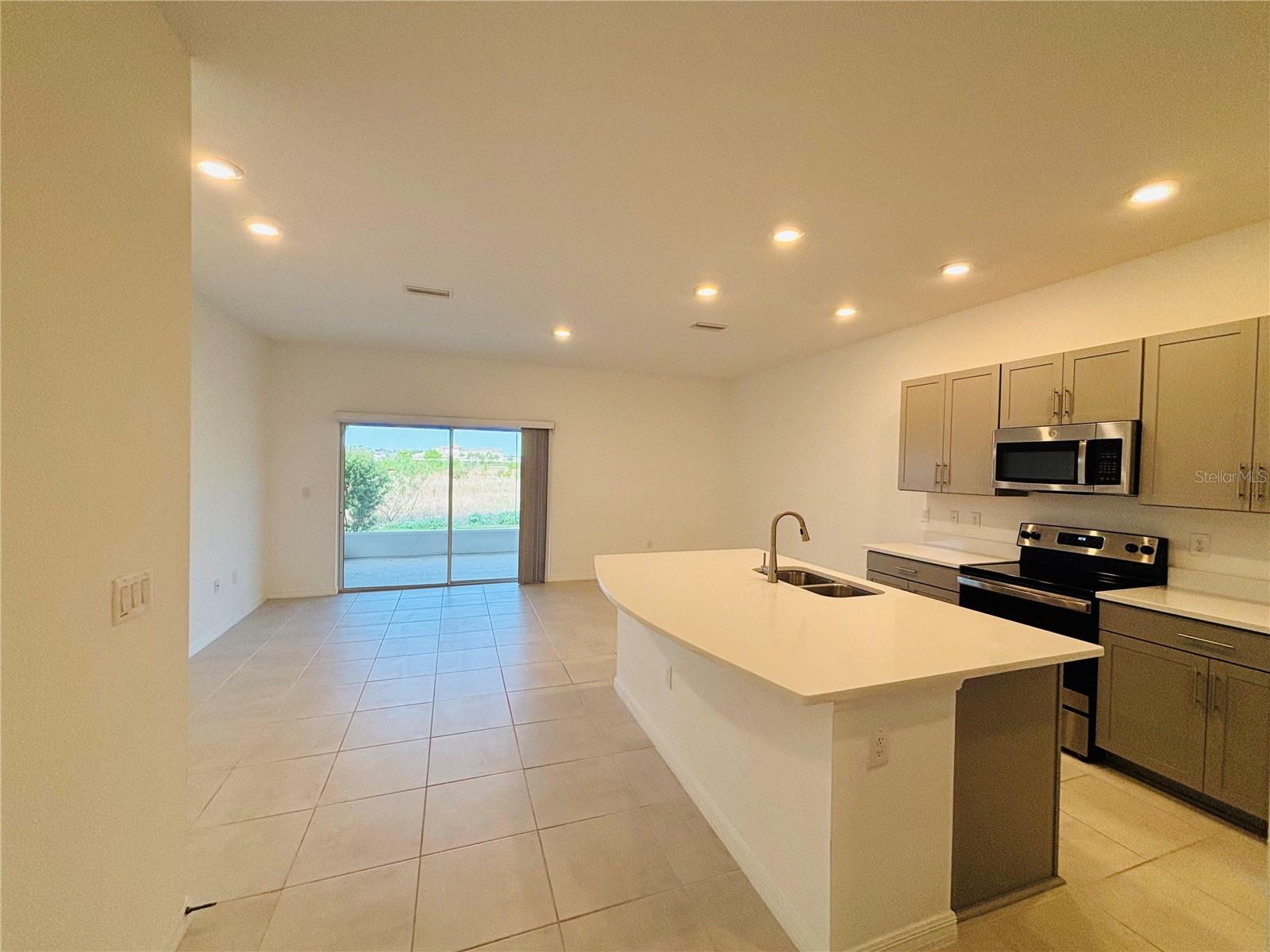 Image 7 of 27 For 2512 Paravane Way