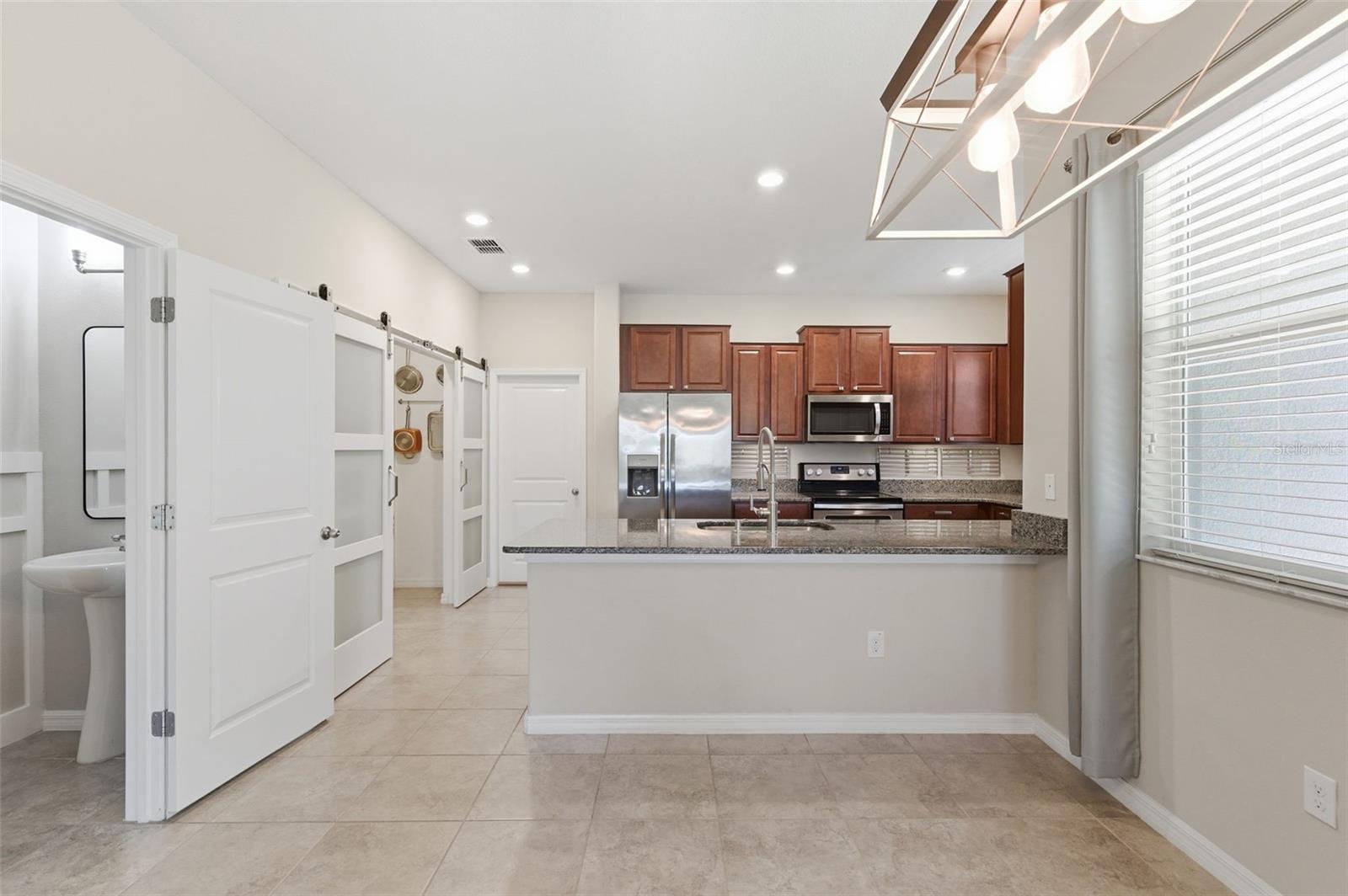 Image 12 of 48 For 10668 Lake Montauk Drive