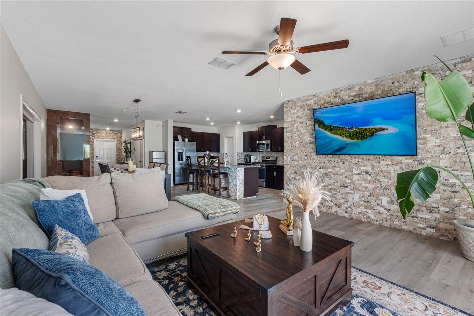 Image 10 of 25 For 10369 Blue Plume Court