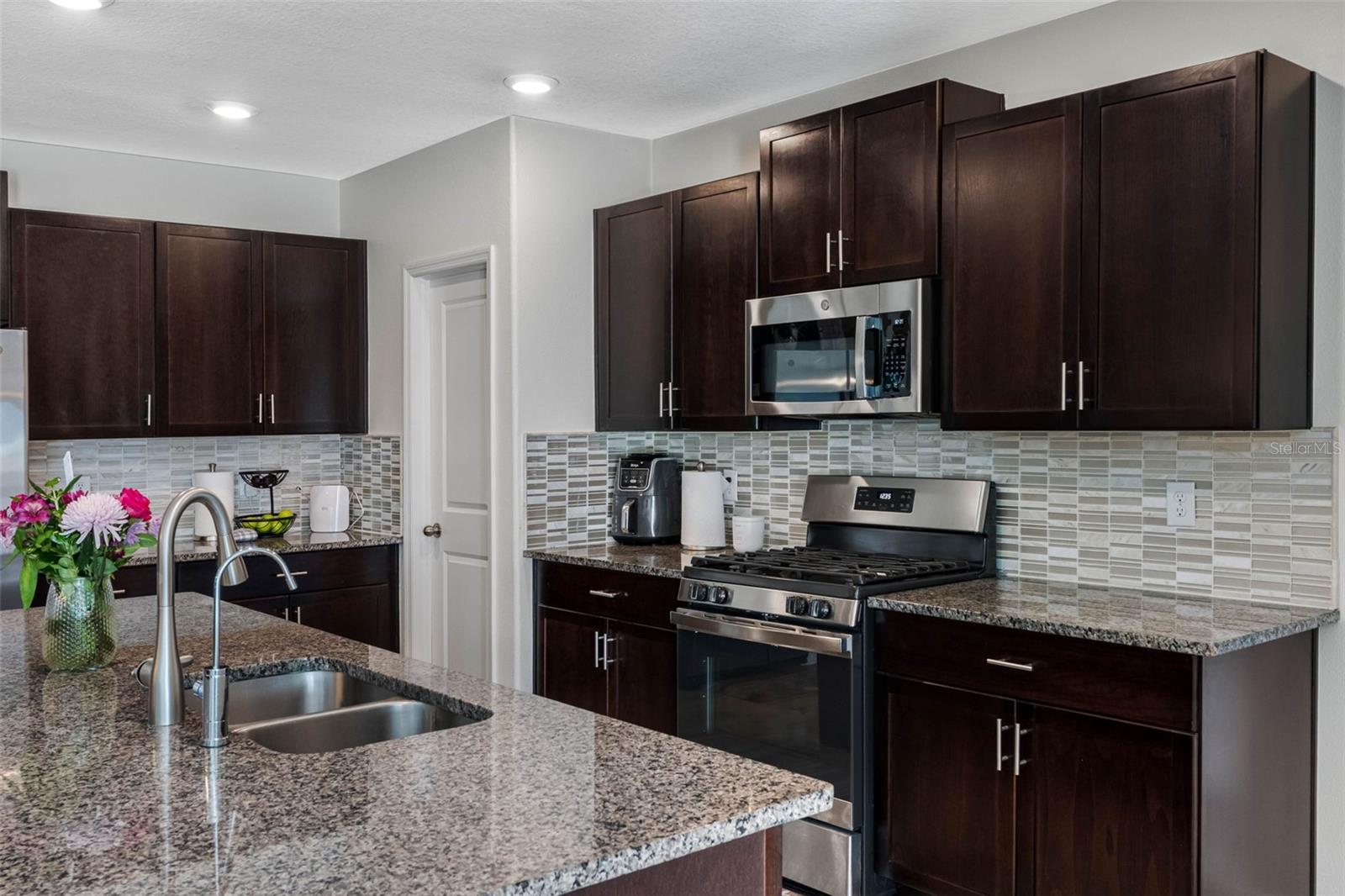 Image 13 of 25 For 10369 Blue Plume Court