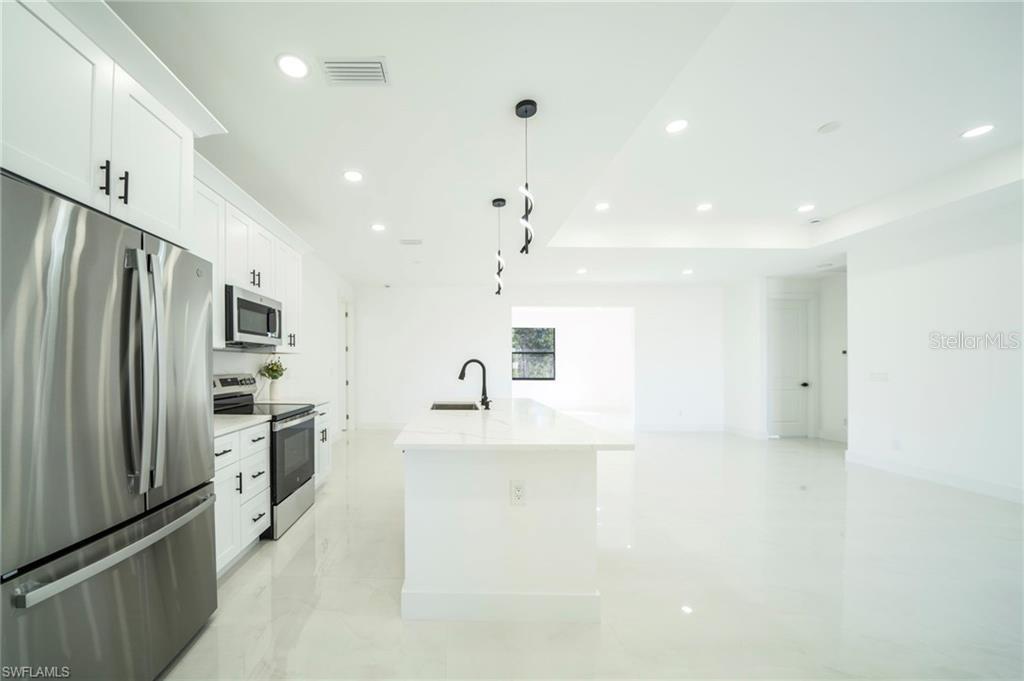 Image 6 of 26 For 3003 52nd Street W