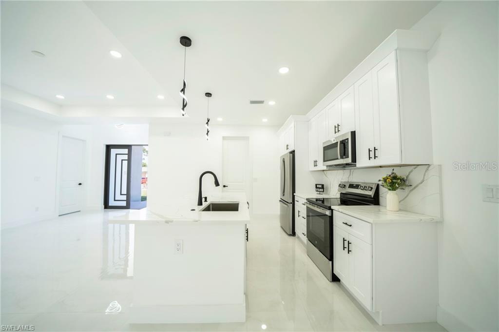 Image 9 of 26 For 3003 52nd Street W