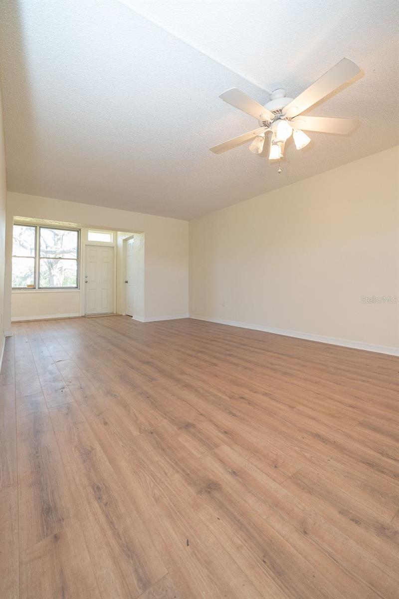 Image 17 of 42 For 4807 Marine Parkway 103