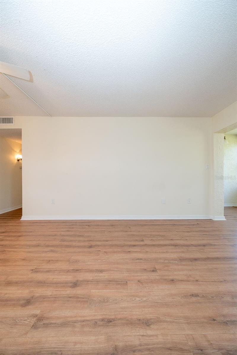 Image 20 of 42 For 4807 Marine Parkway 103