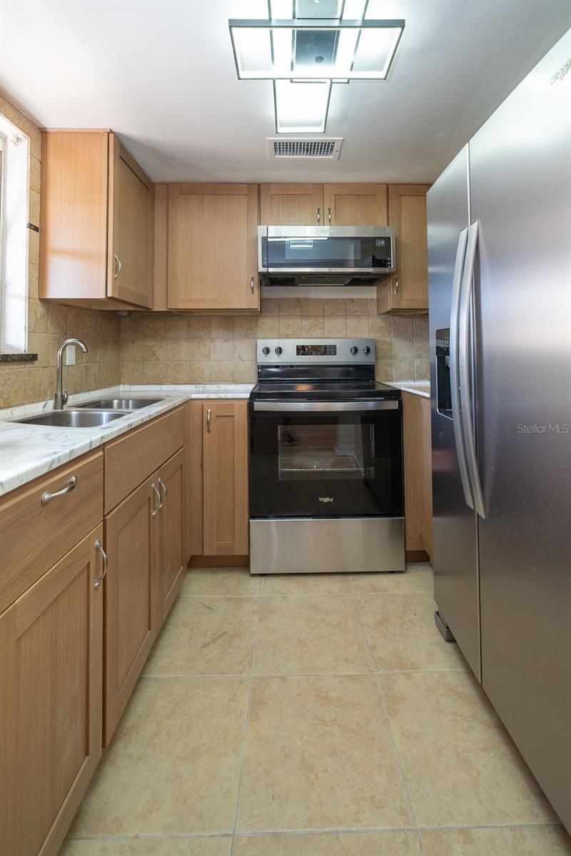 Image 3 of 42 For 4807 Marine Parkway 103