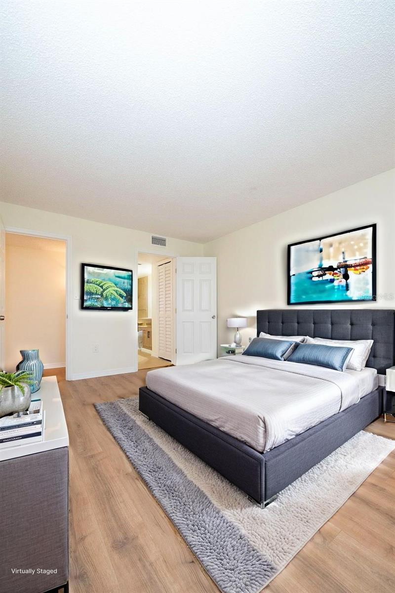 Image 32 of 42 For 4807 Marine Parkway 103