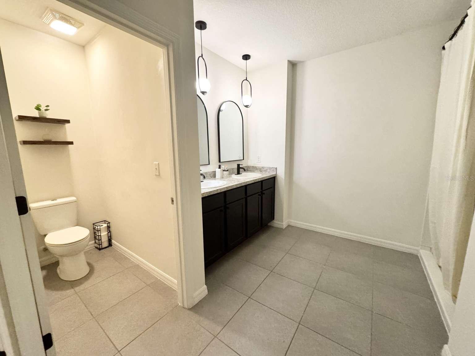 Image 15 of 23 For 10954 Carlton Fields Drive