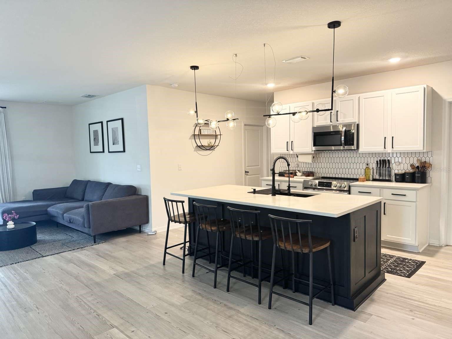 Image 7 of 23 For 10954 Carlton Fields Drive