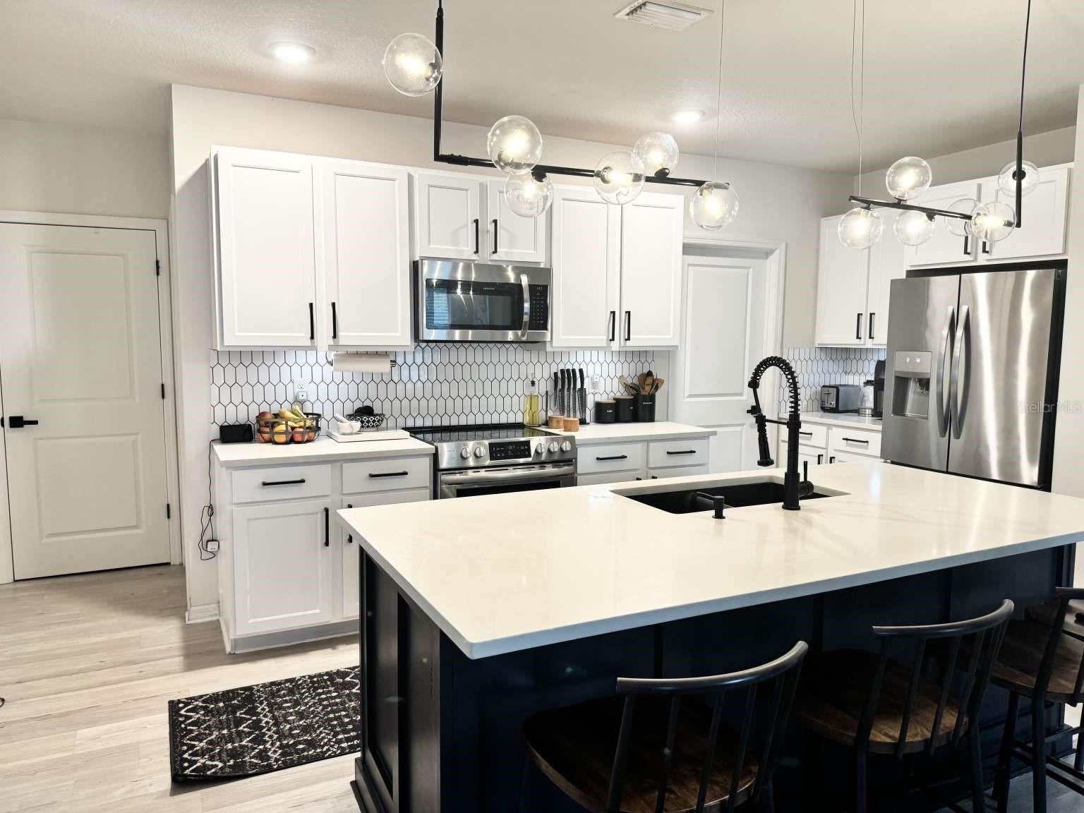 Image 8 of 23 For 10954 Carlton Fields Drive