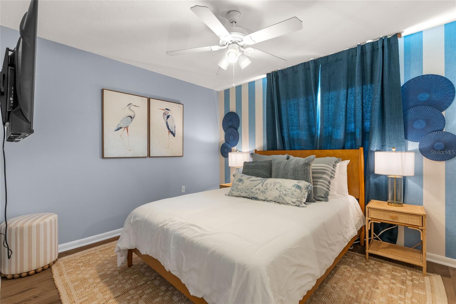 Listing photo id 15 for 8580 139th Lane