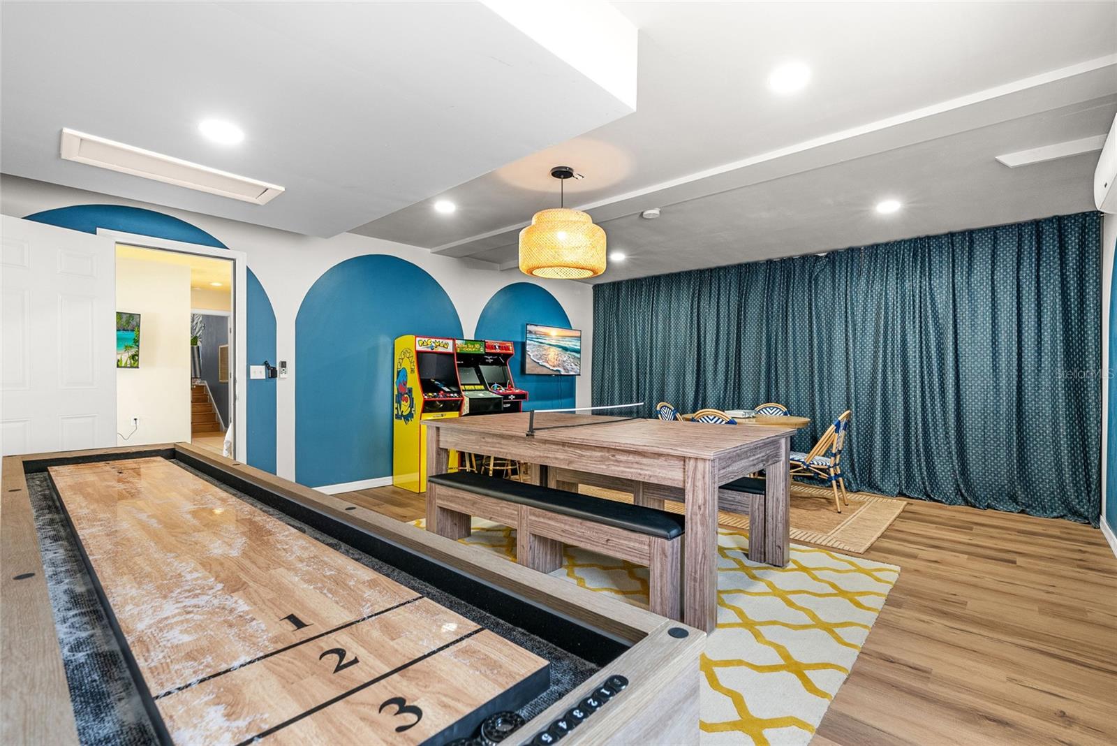 Listing photo id 28 for 8580 139th Lane