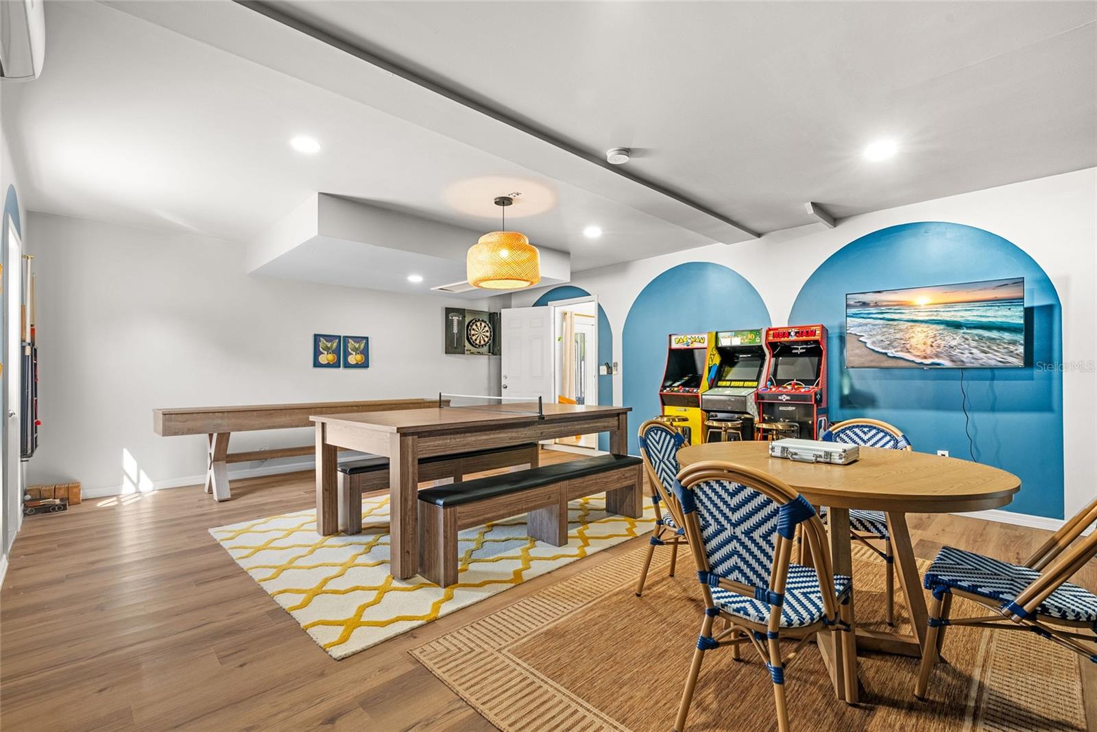 Listing photo id 29 for 8580 139th Lane