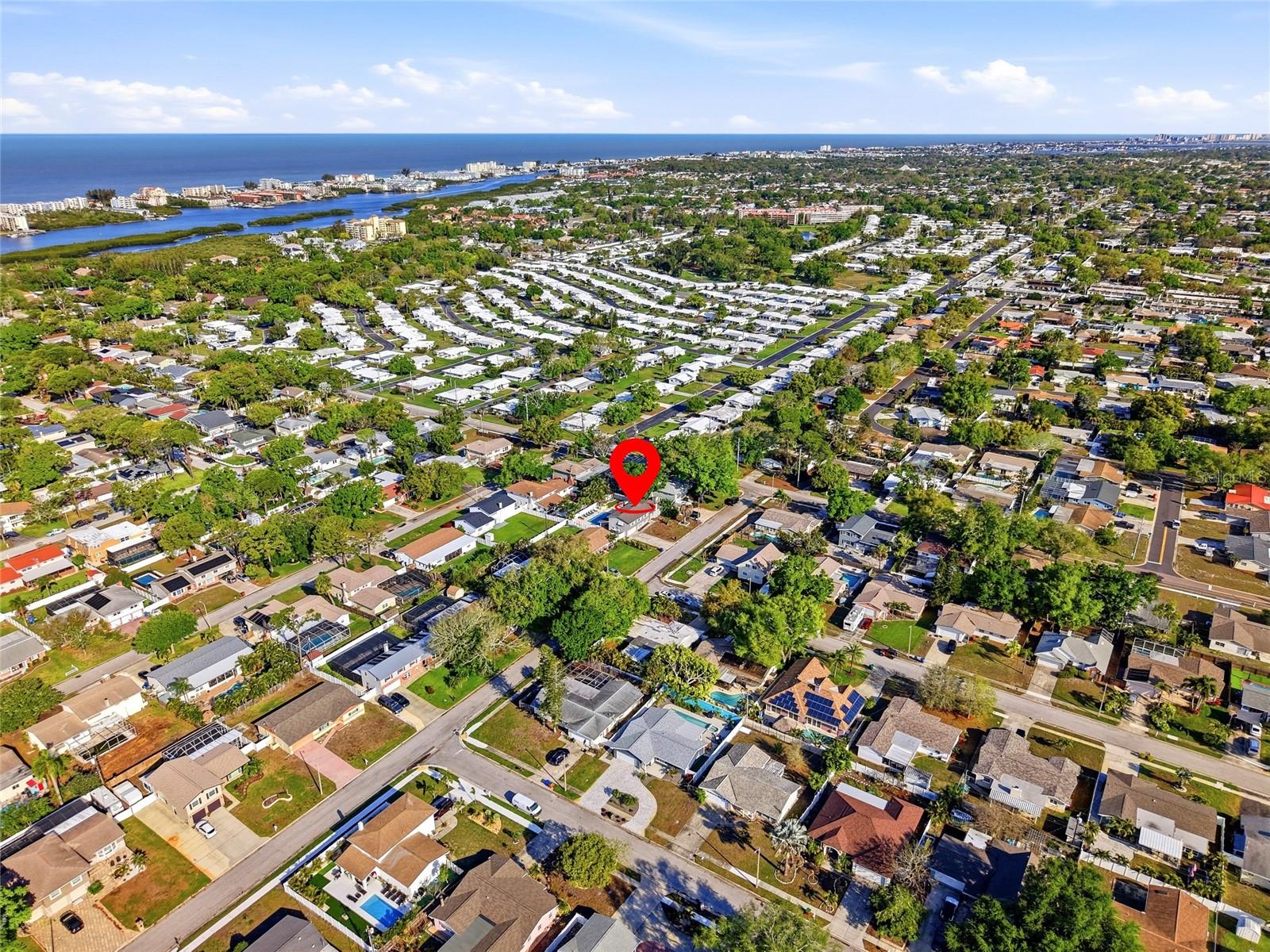 Listing photo id 41 for 8580 139th Lane