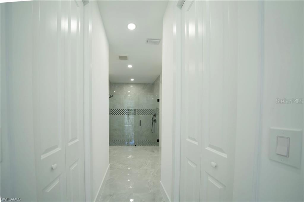 Image 7 of 23 For 3005 52nd Street W