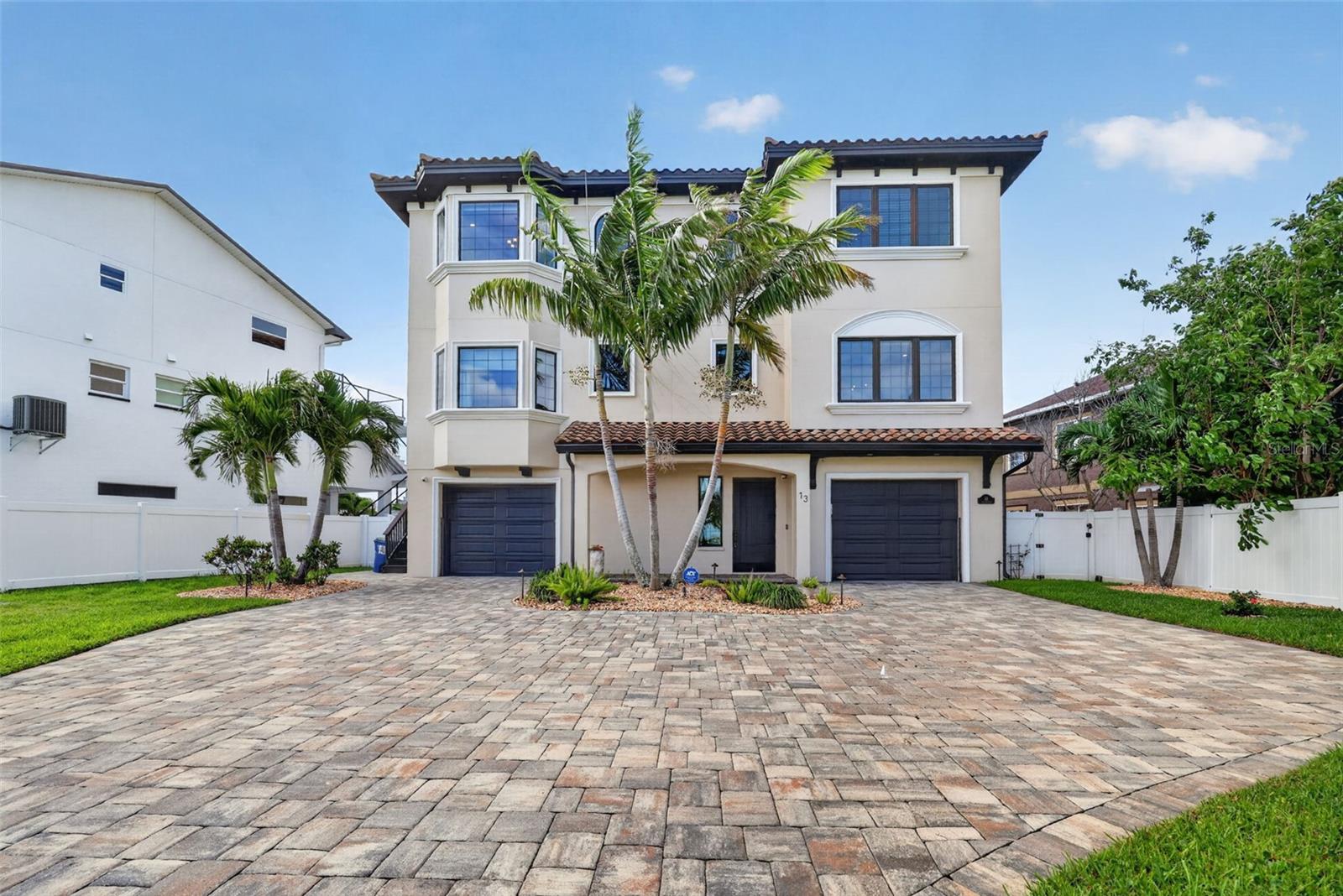 Details for 13 Treasure Ln, TREASURE ISLAND, FL 33706